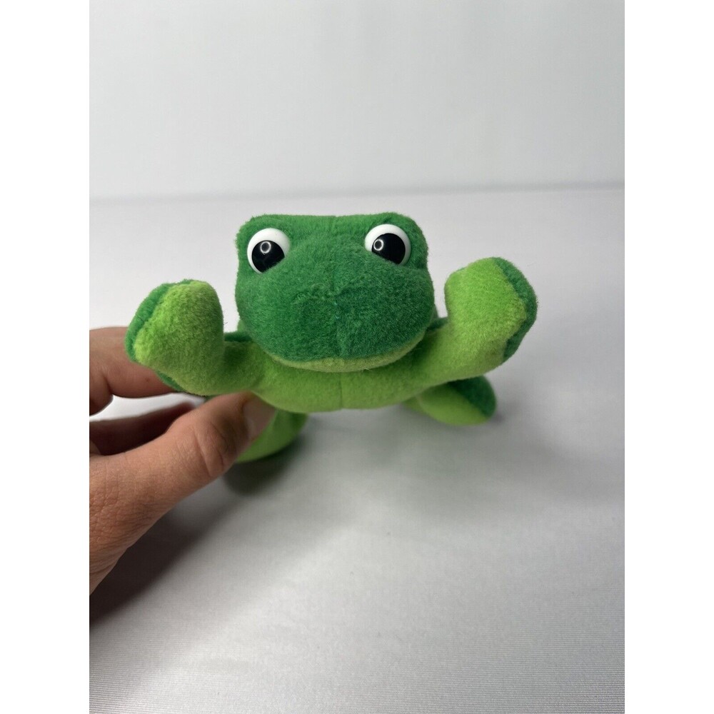 Vintage Russ Berrie And Co Frog Rare HTF Big Eyes Small Tiny Palm Frog